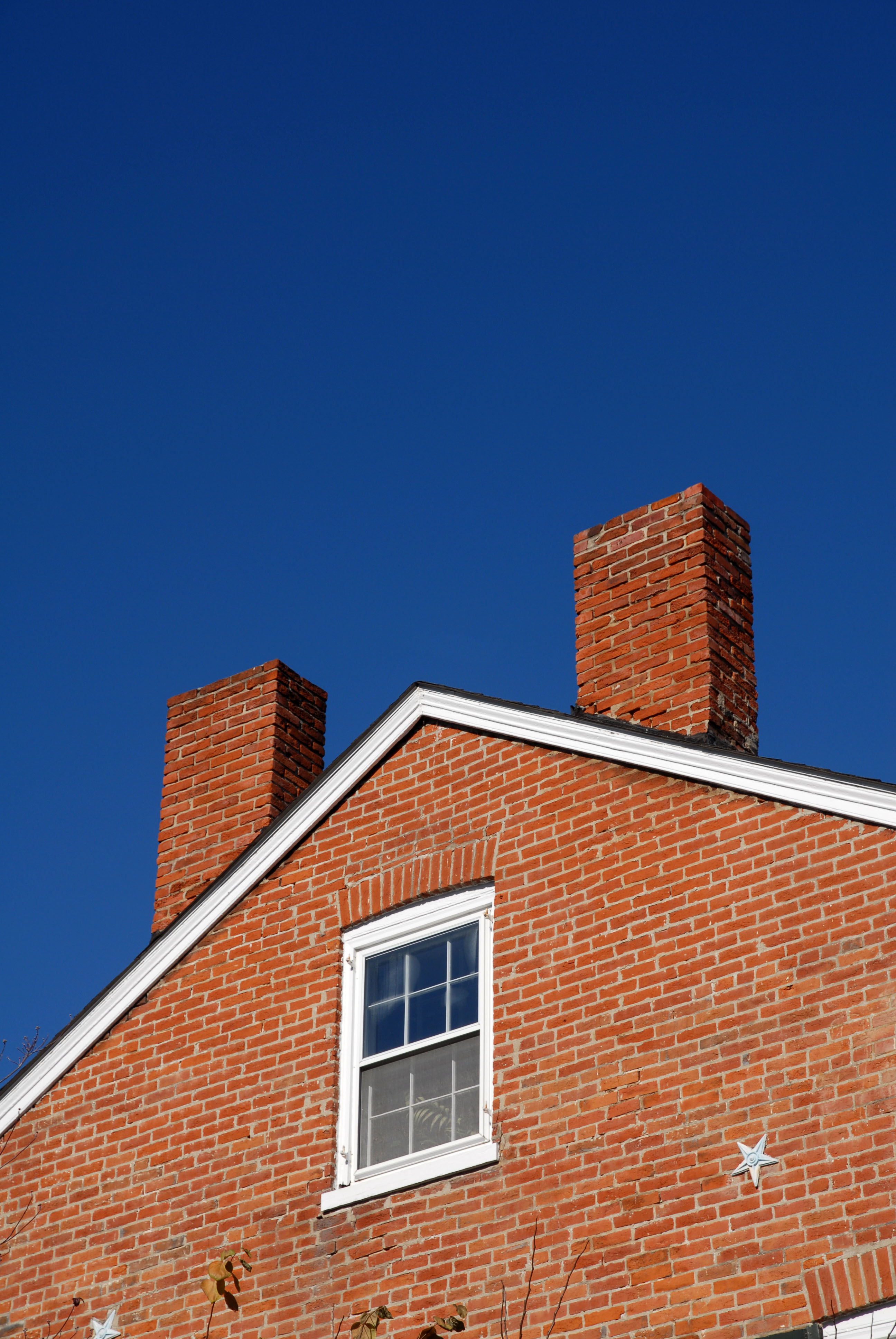 images/chimney_double_roof.jpg